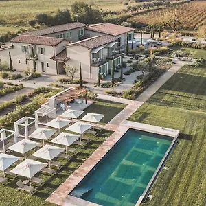 https://natiia-relais.hotelinveneto.com
