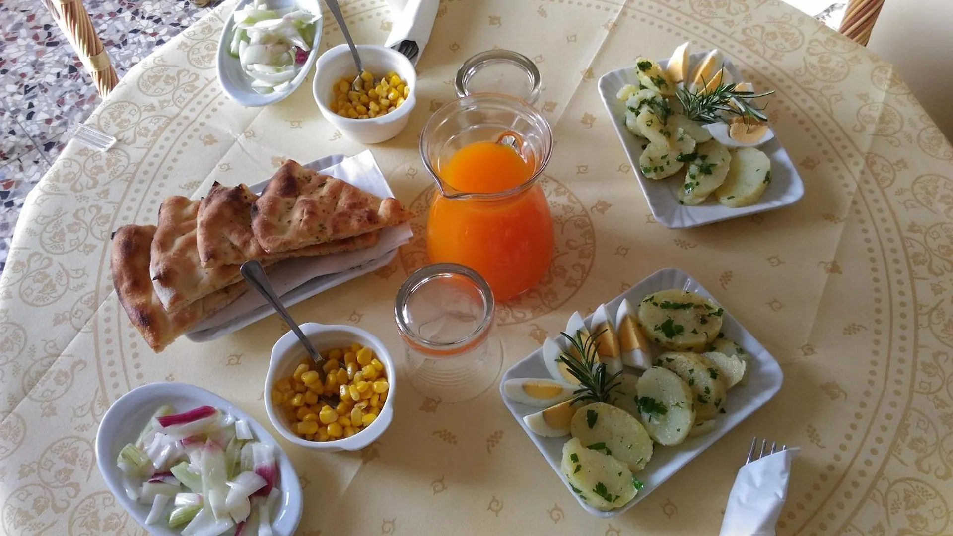 B&B Villa Raineri Giardini-Naxos 3*,