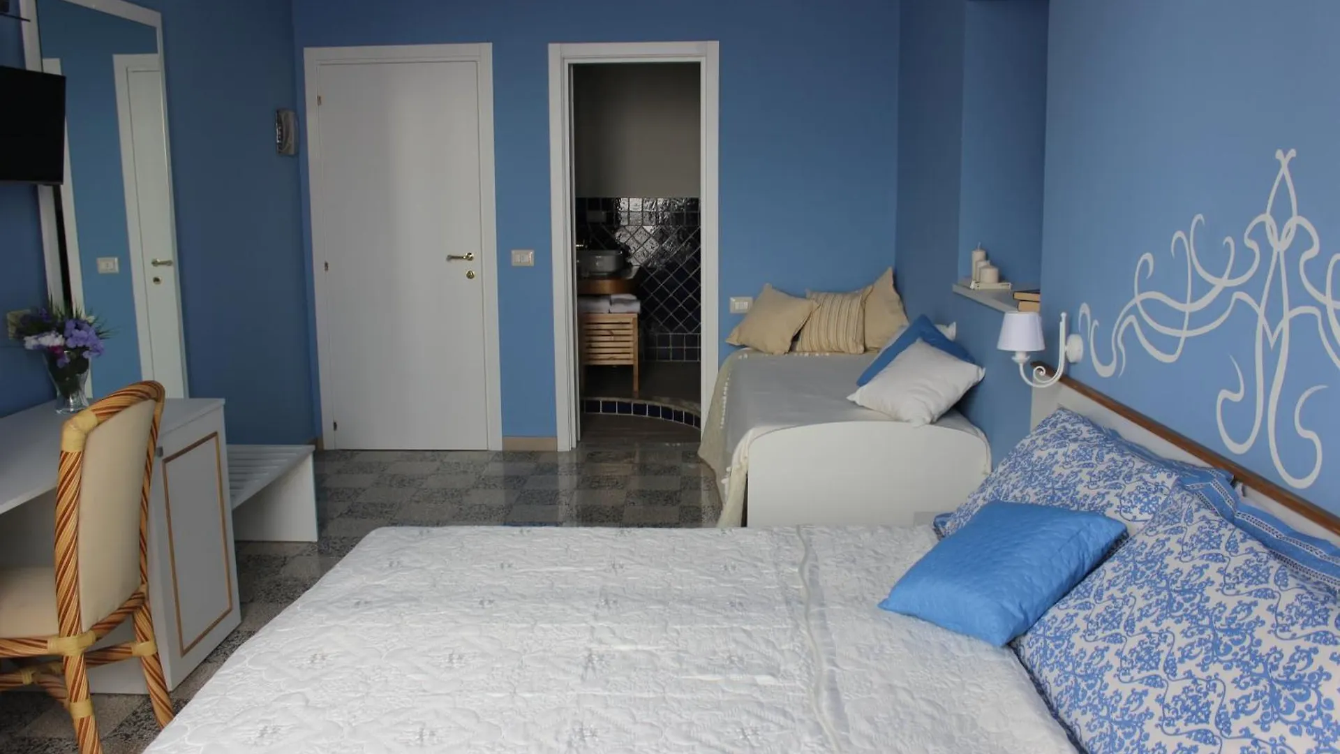 B&B Villa Raineri Giardini-Naxos 3*,  Italien