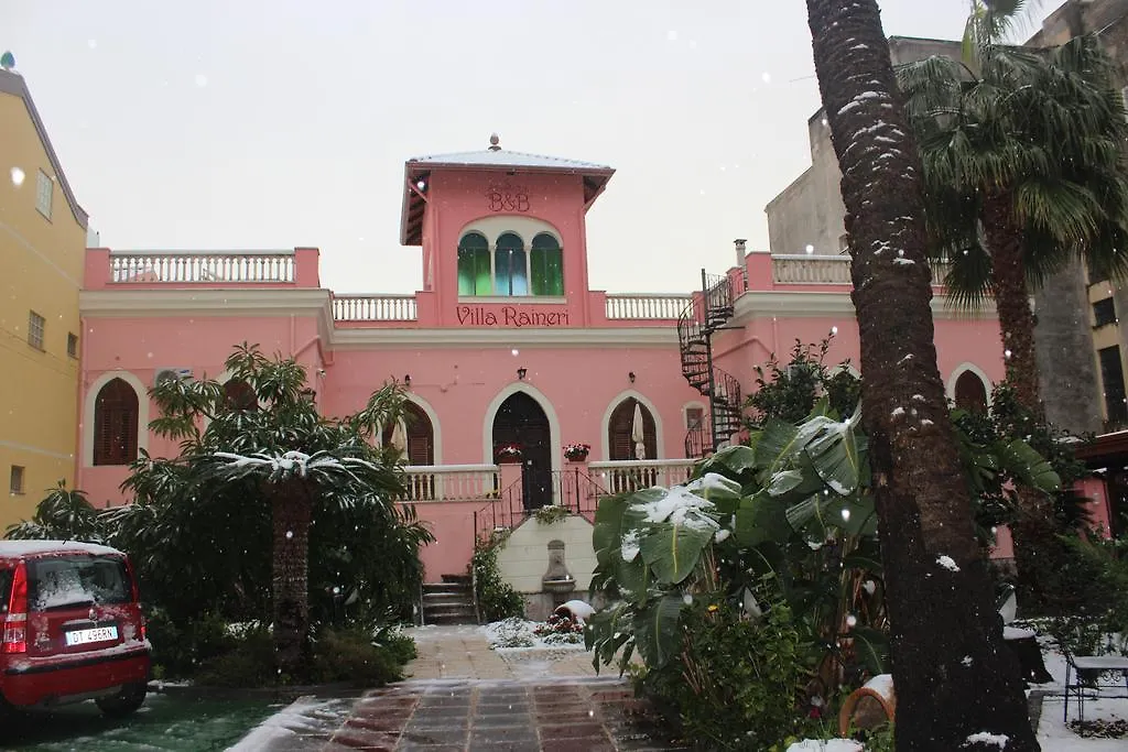 B&B Villa Raineri Giardini-Naxos Italien