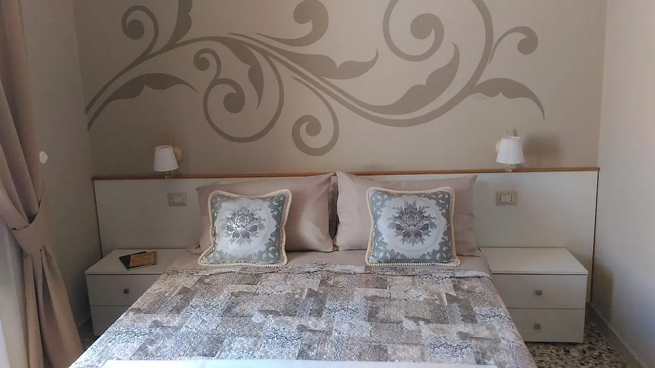 Frühstückspension B&B Villa Raineri Giardini-Naxos